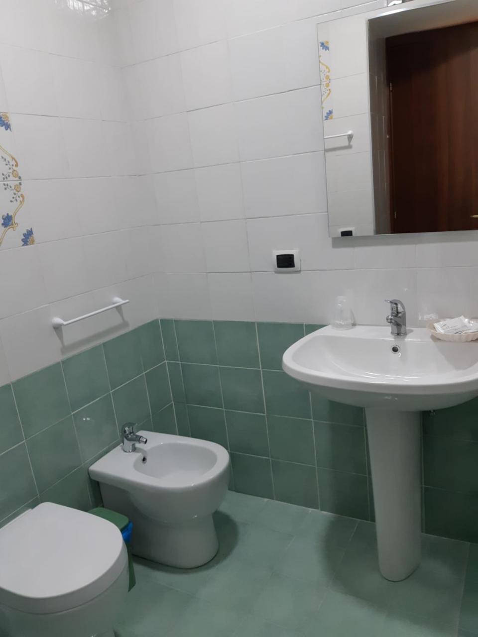 B&B Foria 210 Napoli Bagian luar foto